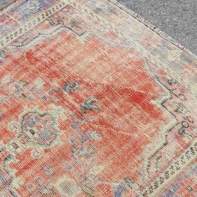 トルコヴィンテージラグ シャビー レッド メダリオン - メルカリ