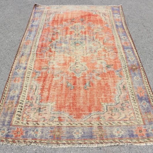 トルコヴィンテージラグ シャビー レッド メダリオン - メルカリ