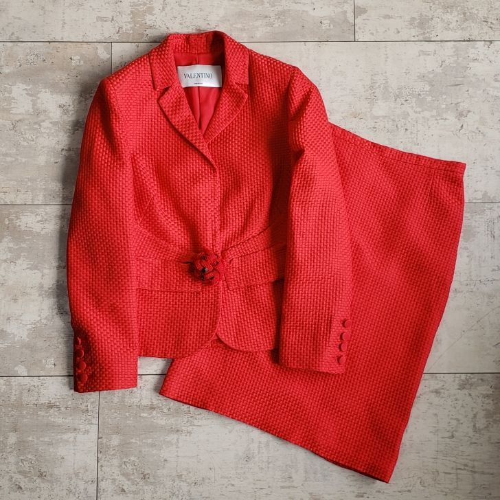 レッドヴァレンティノ　シルク混　大人可愛いセットアップスーツ レッドヴァレンティノ シルク混 大人可愛いセットアップスーツ レッド