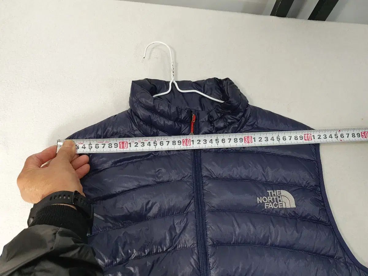 THE NORTH FACE ザノースフェイス 軽量 ダウン ベスト 700 サミット 