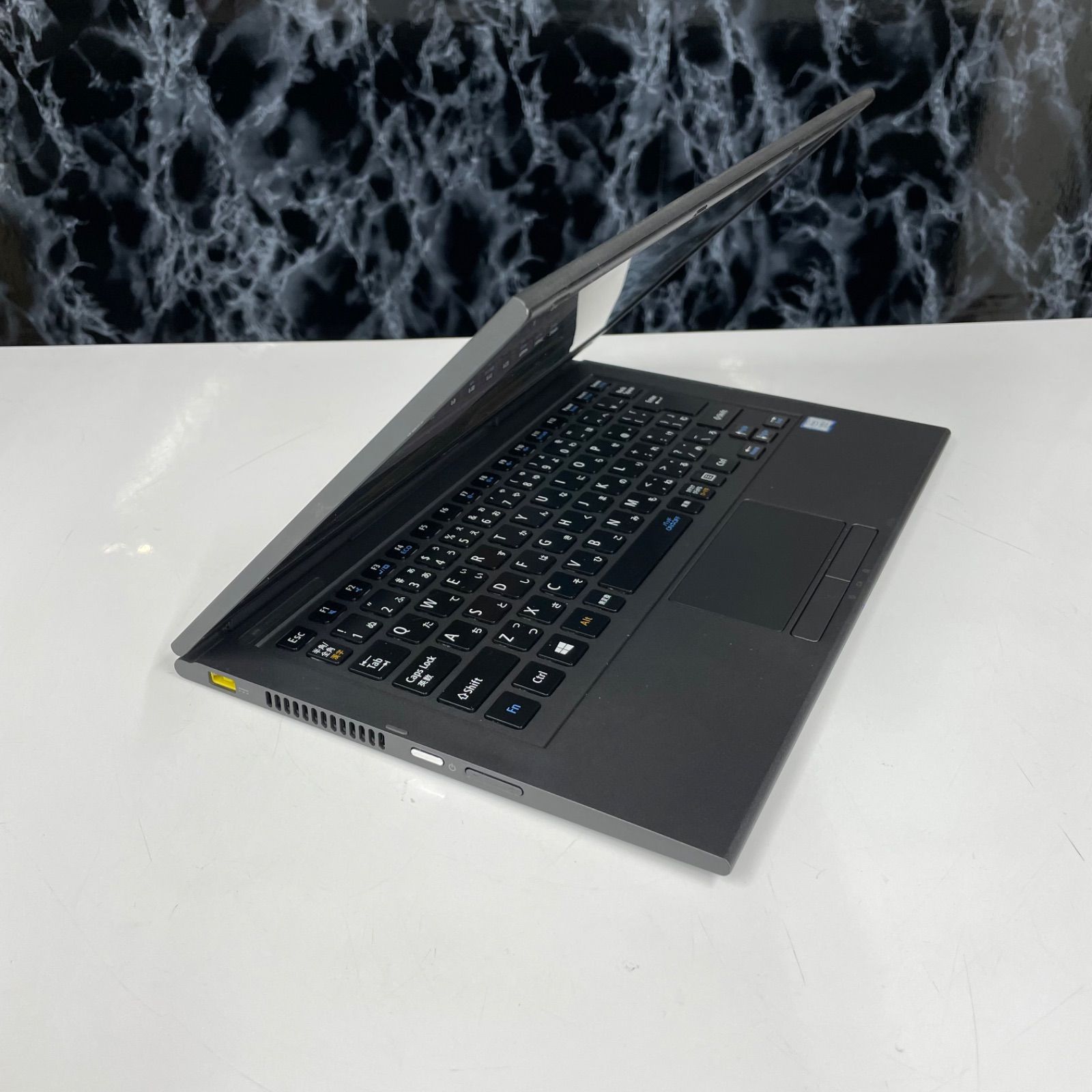 NEC LAVIE HZ750/G FullHD タッチパネル core i7-7500U◇8GB◇SSD256GB