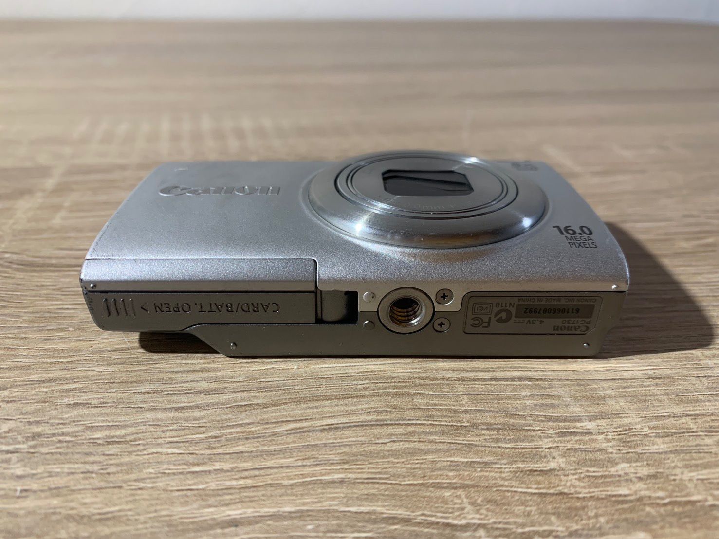 7484 Canon PowerShot A4000 IS シルバー デジカメ ジャンク品 - メルカリ