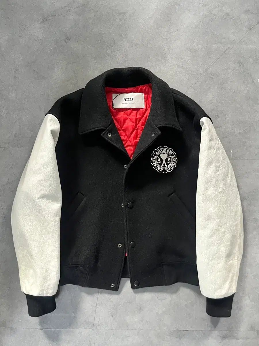 AMI アミ パリ ドゥ クール パッチ テディ ボマー スタジャン