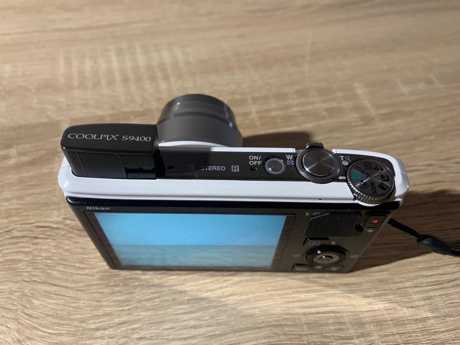 7488 Nikon COOLPIX S9400 ホワイト デジカメ 動作確認済み 美品