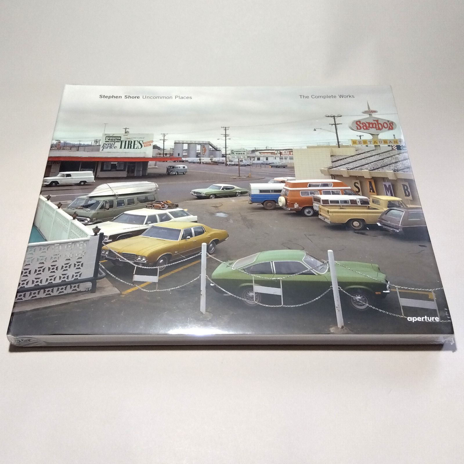 Stephen Shore: Uncommon Places: The Complete Works (Aperture版
