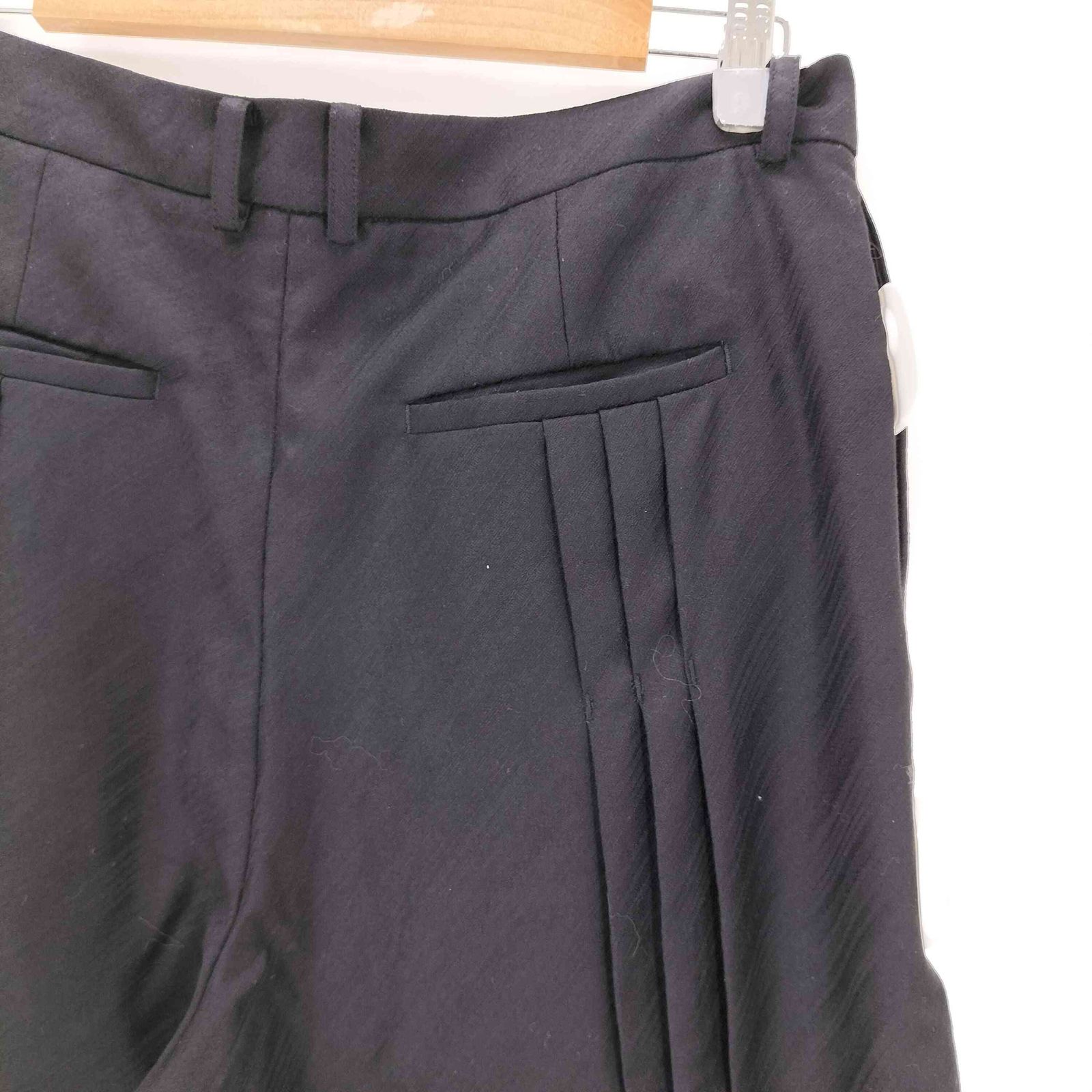 ユーズドフルギ USED古着 NEU_IN X HYPE Button pleats trousers