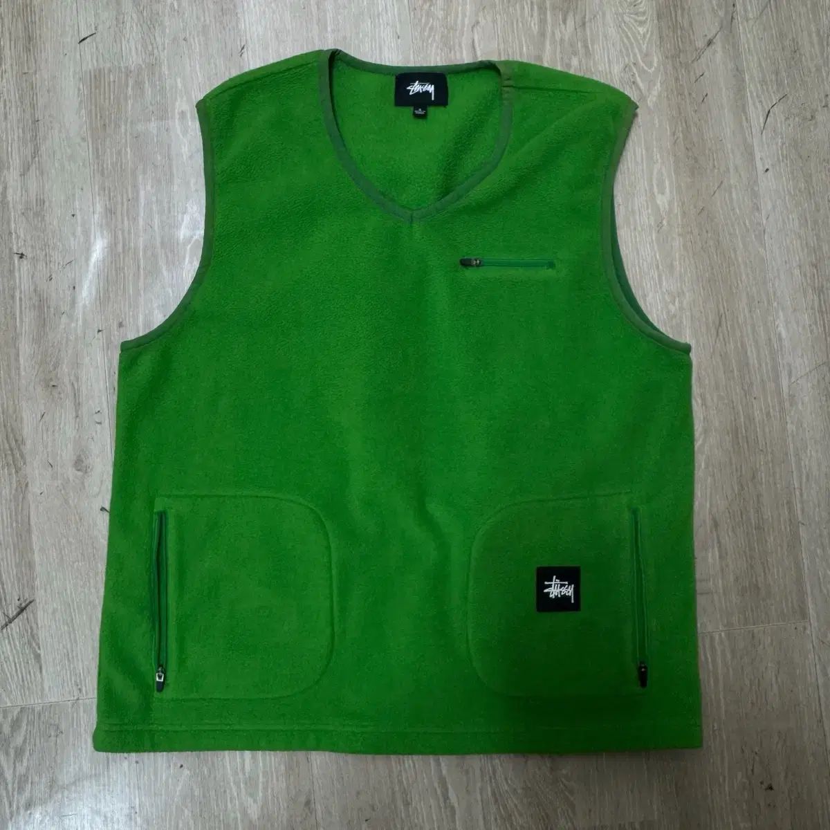 テ*リ様 美品 STUSSY ベスト Lサイズ グリーン テ*リ様 美品 STUSSY ベスト Lサイズ グリーン - メルカリ