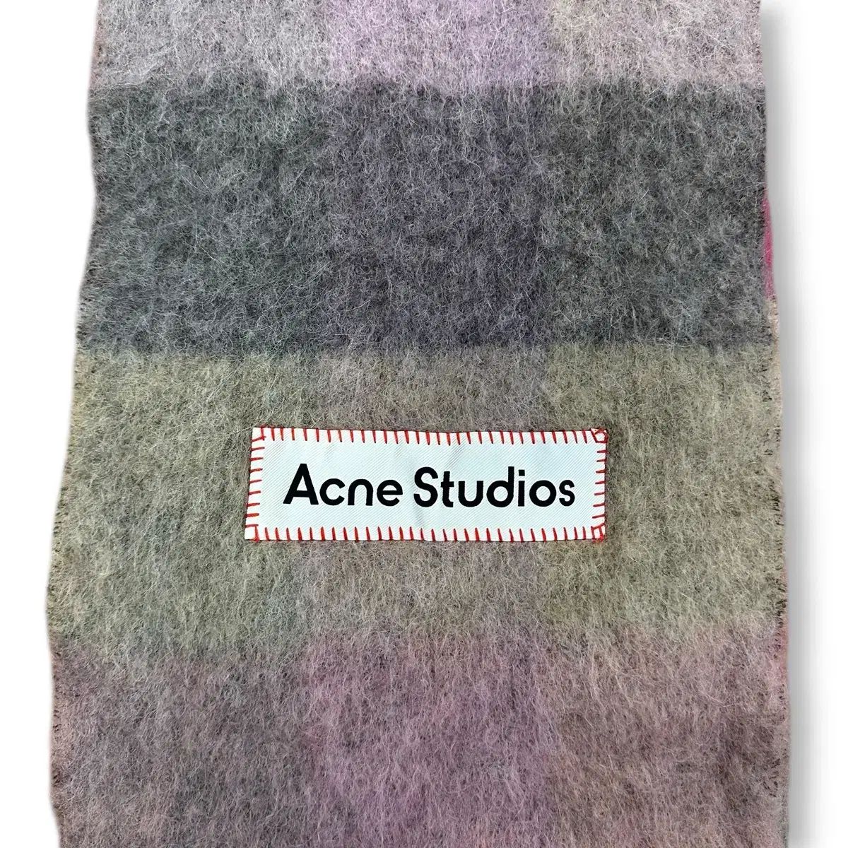 Acne Studios マルチカラーマフラー Acne Studios マフラー マルチカラー - メルカリ