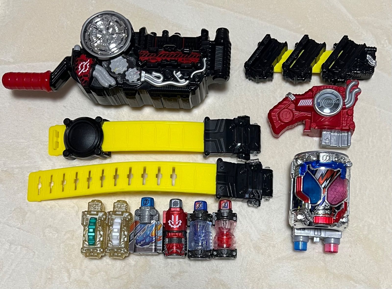 仮面ライダービルド DXビルドドライバー DXフルボトル ラビットタンク