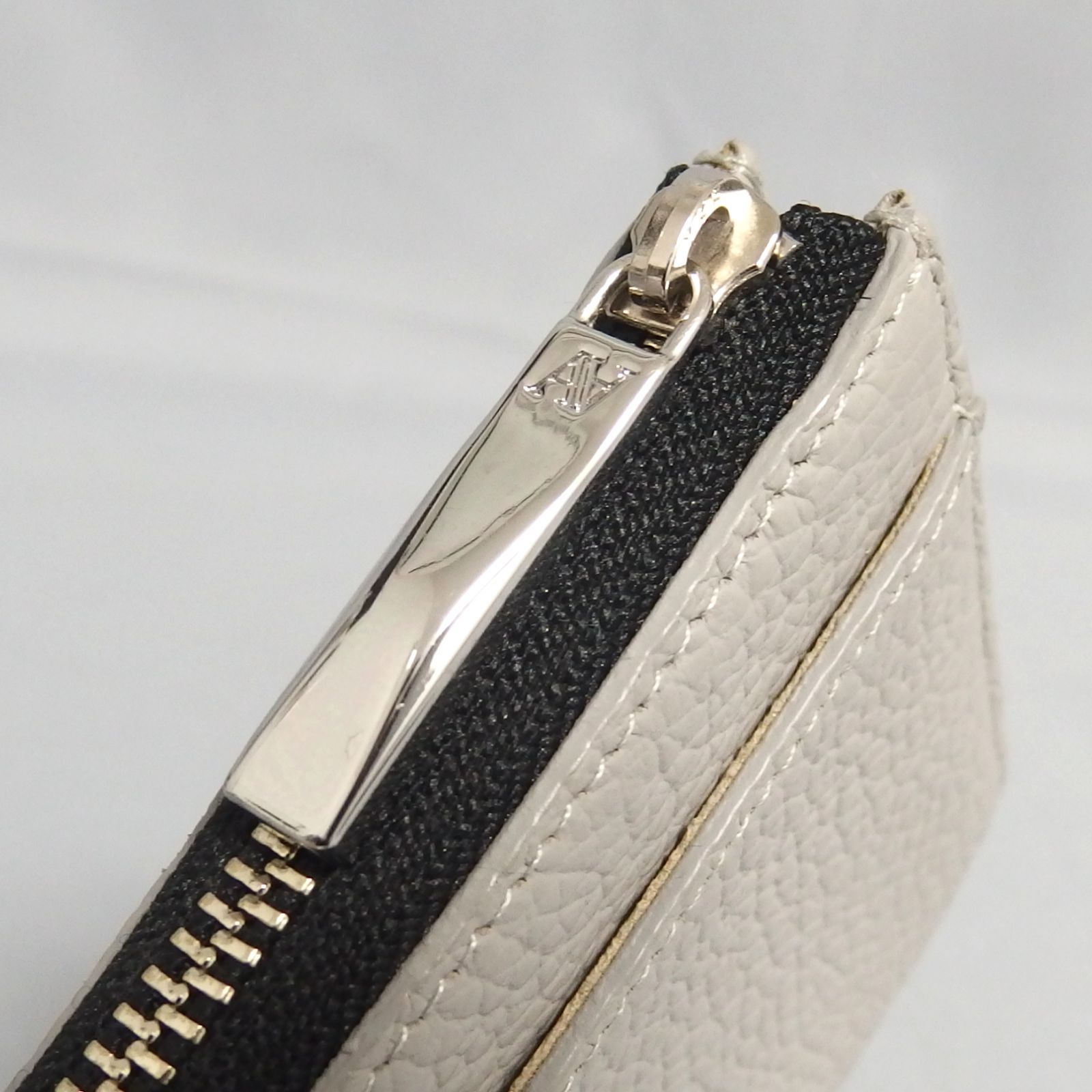 【美品】　アタオ　ZOO チェス　財布　白狐　2024限定　ホリデーコレクション 美品】 アタオ ZOO チェス 財布 白狐 2024限定 ホリデーコレクション