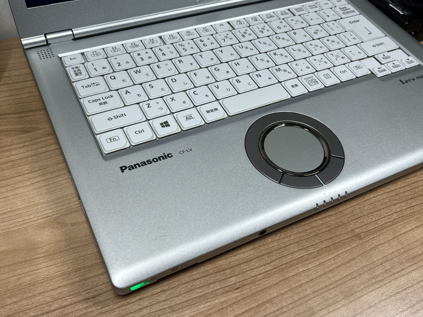 Simモデル・美品＞1154 軽量 Panasonic レッツノート CF-LV9 16GB
