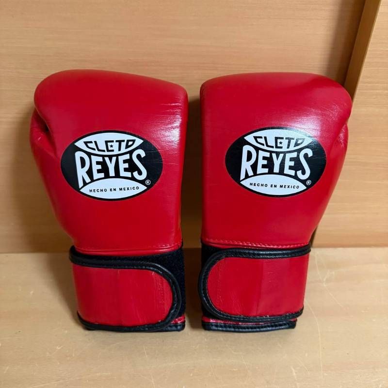 【美品】REYES レイジェス ボクシング グローブ マジックテープ 8oz レイジェス(reyes) マジックテープタイプのスパーリング・トレーニング