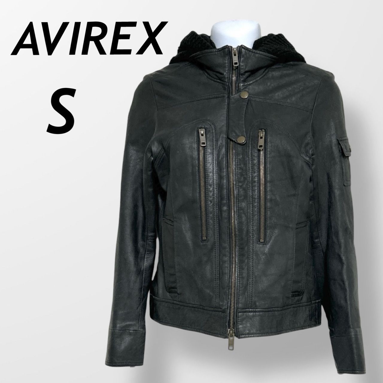 新品同様！avirex レザーライダース ジャケットフード収納可 S レディース 新品同様！avirex レザーライダース ジャケットフード収納可 S