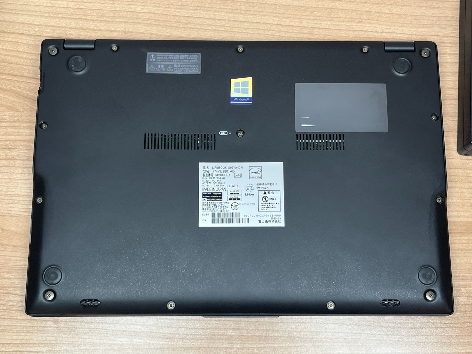 超美品〉1263A Fujitsu Lifebook U9310/DW 16GB/SSD256 i7 第10世代