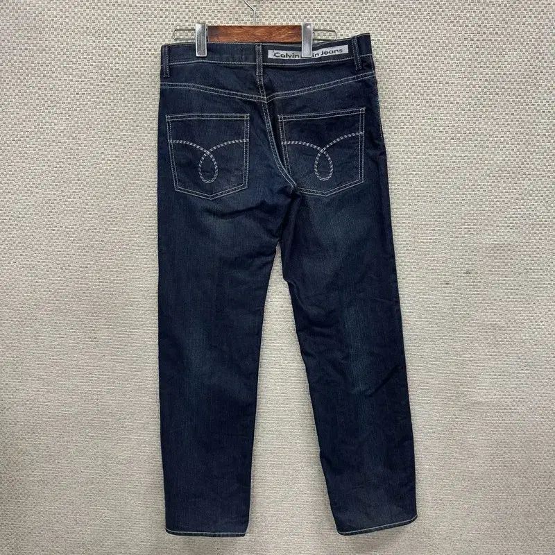 メンズ Calvin Klein Jeans デニムパンツ