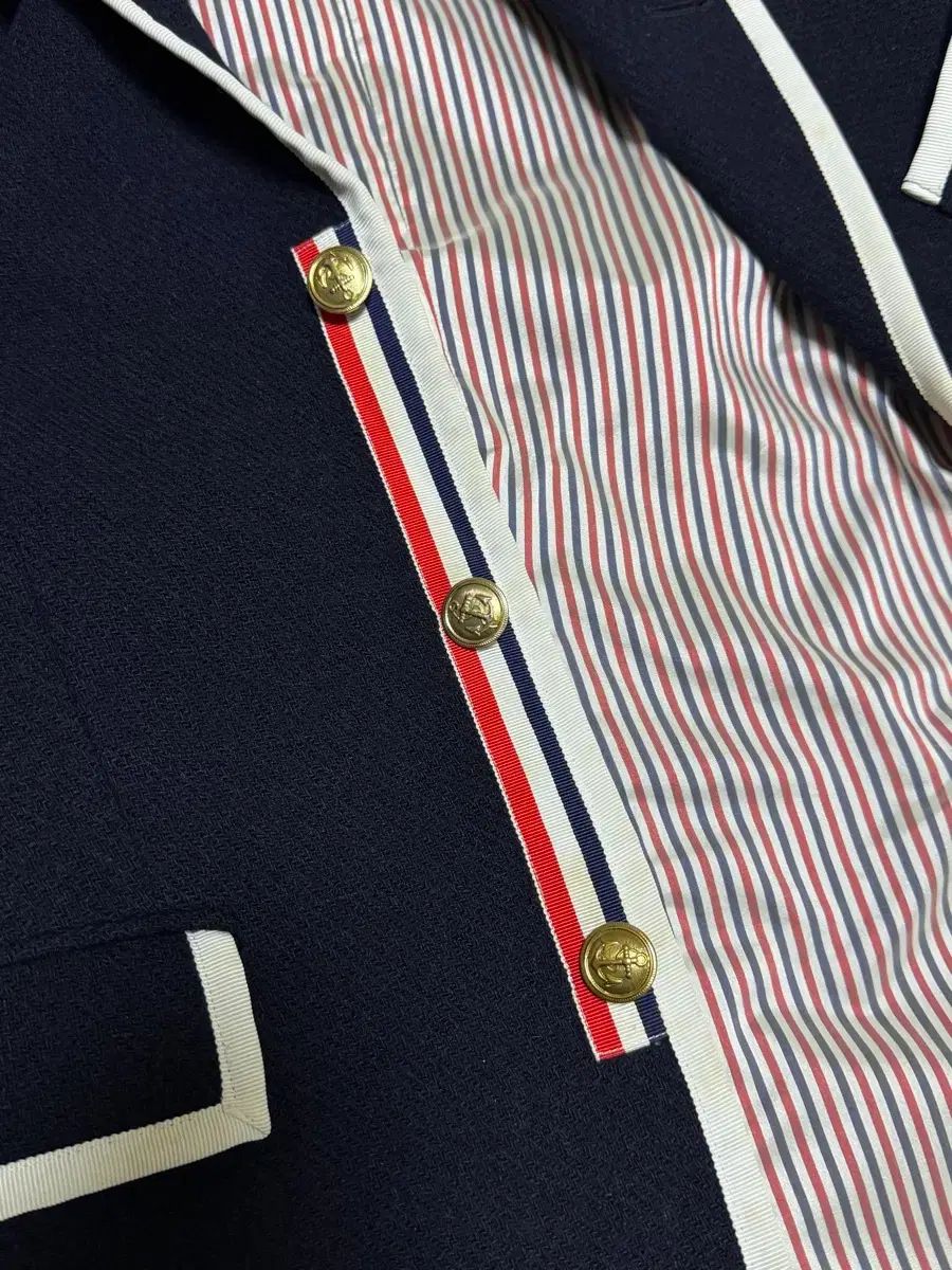 トムブラウン×ニーマンマーカスコラボパイピングジャケット トムブラウン×ニーマンマーカスコラボパイピングジャケット トム