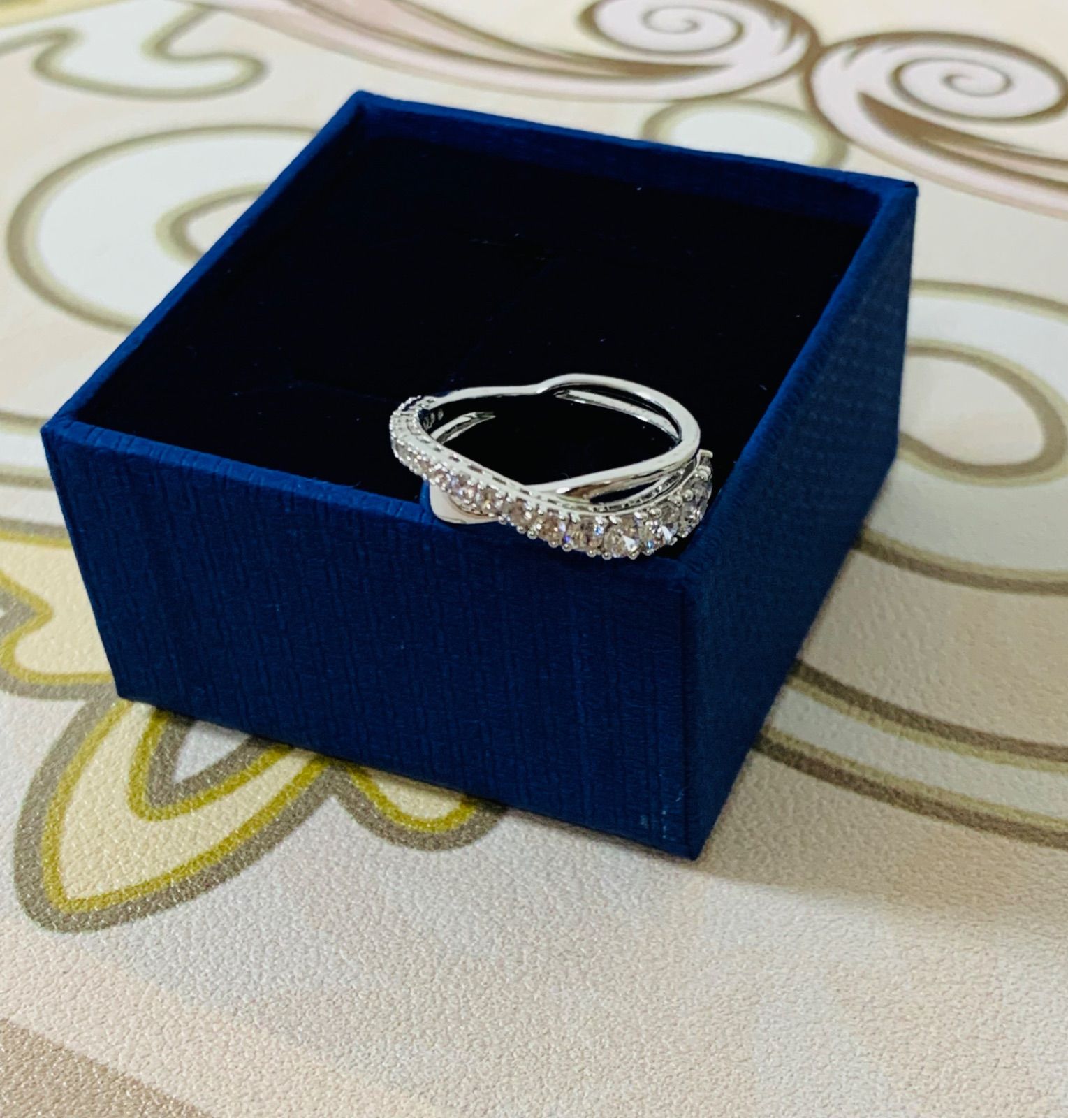 ほぼ新品 スワロフスキー Swarovski Hyperbola リング 52号 - メルカリ