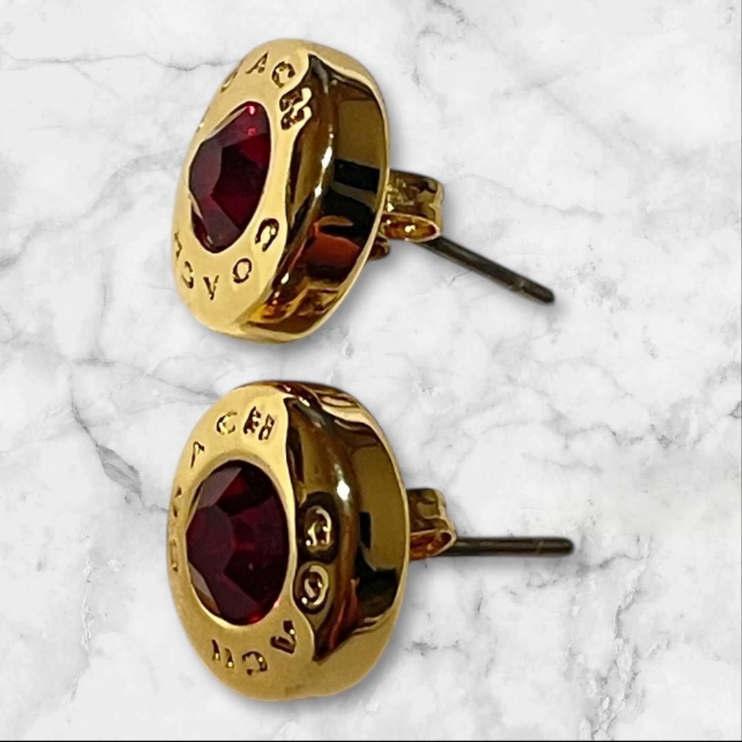 【極美品】金色 丸型 CCロゴ ピアス COACH コーチ ピアス 赤 レッド ゴールド ロゴ 丸型 スタッド - メルカリ