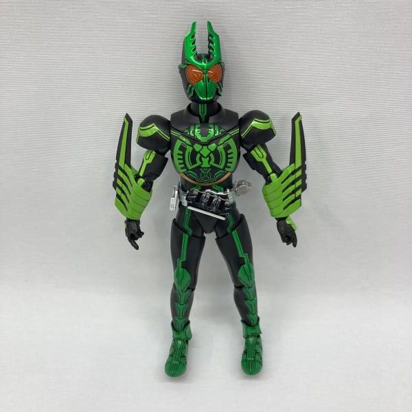 未開封 真骨彫製法仮面ライダーオーズ サゴーゾコンボ＆開封済未使用ガタキリバ 中古】バンダイ S.H.Figuarts(真骨彫製法) 仮面ライダーオーズ