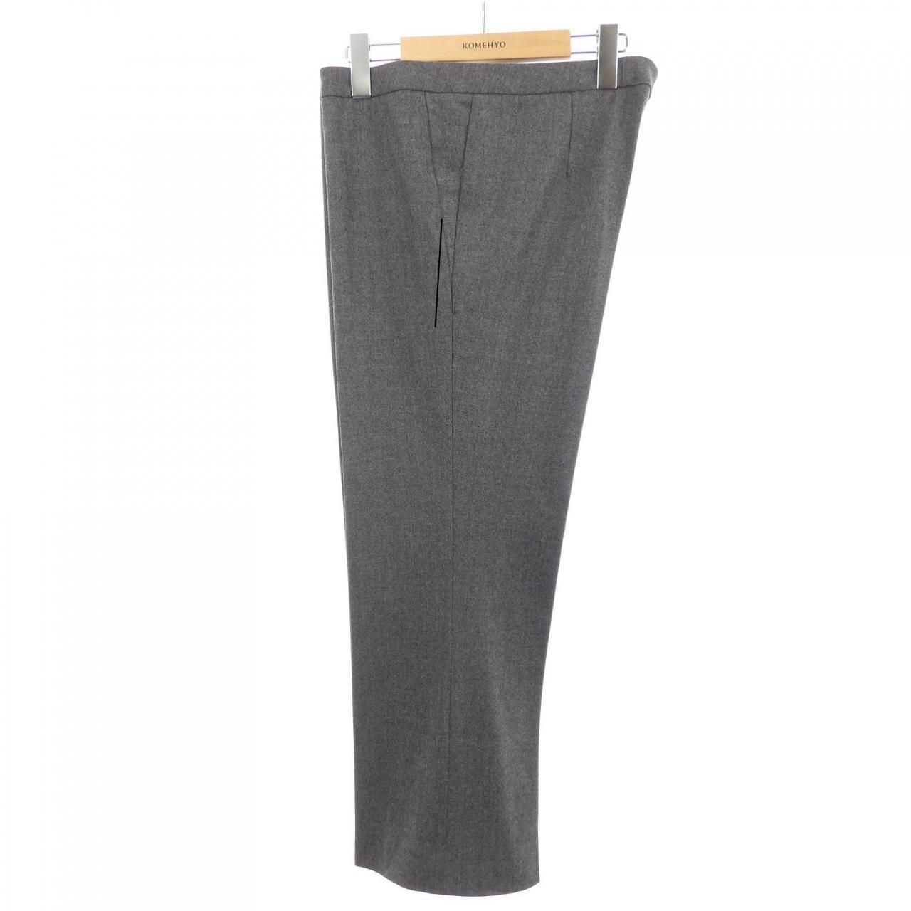 【未使用級】ロロピアーナ　クアローナ・パンツ　FAO0466　定価184800円 未使用級】ロロピアーナ クアローナ・パンツ FAO0466