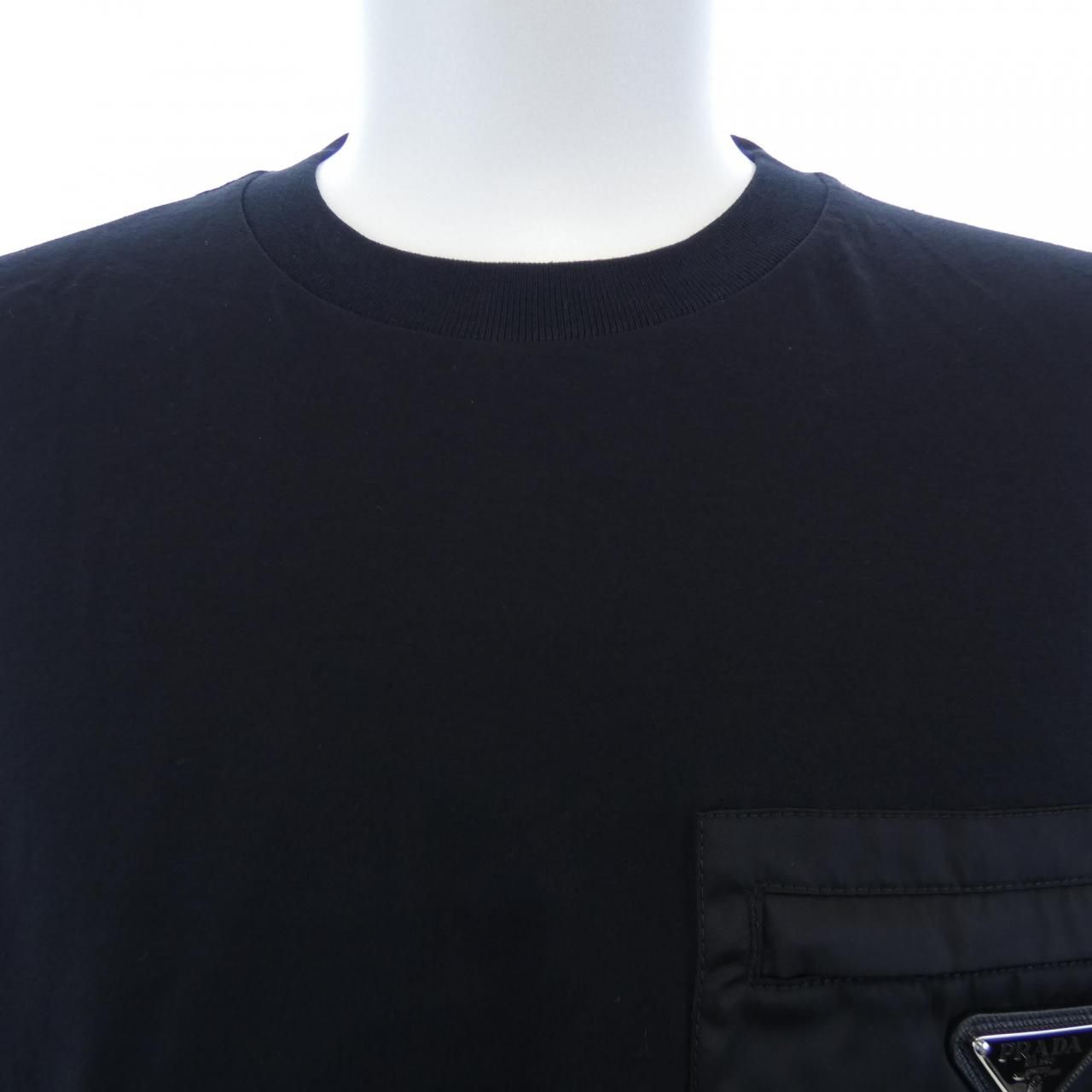 プラダ PRADA トライアングルロゴ UJN661 S221 11CK Tシャツ - メルカリ
