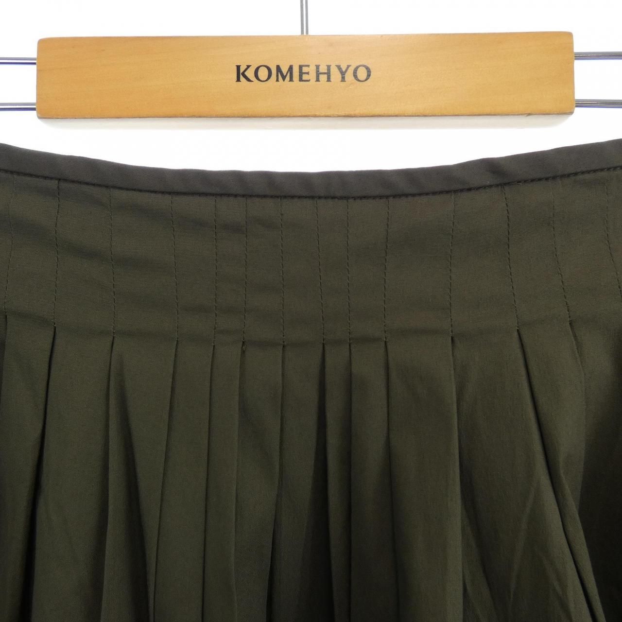 エスマックスマーラ  