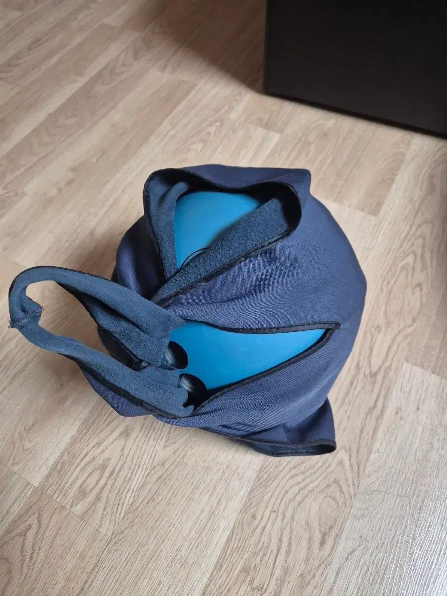 ブラック ウィンドウ ウレタン ボーリング ブルー 15p - メルカリ