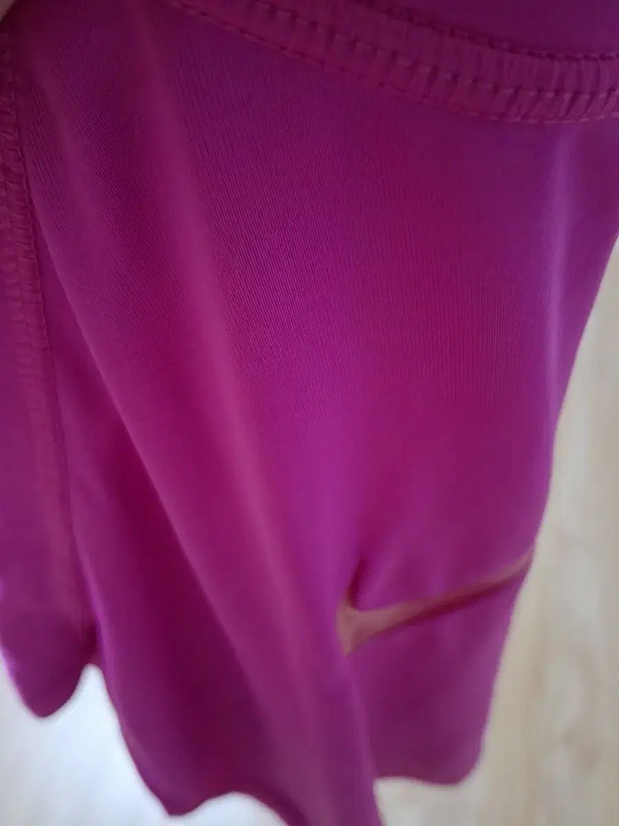  ナイキ スイム ピンク ラッシュガード 長袖 その他 水着 ラッシュガード