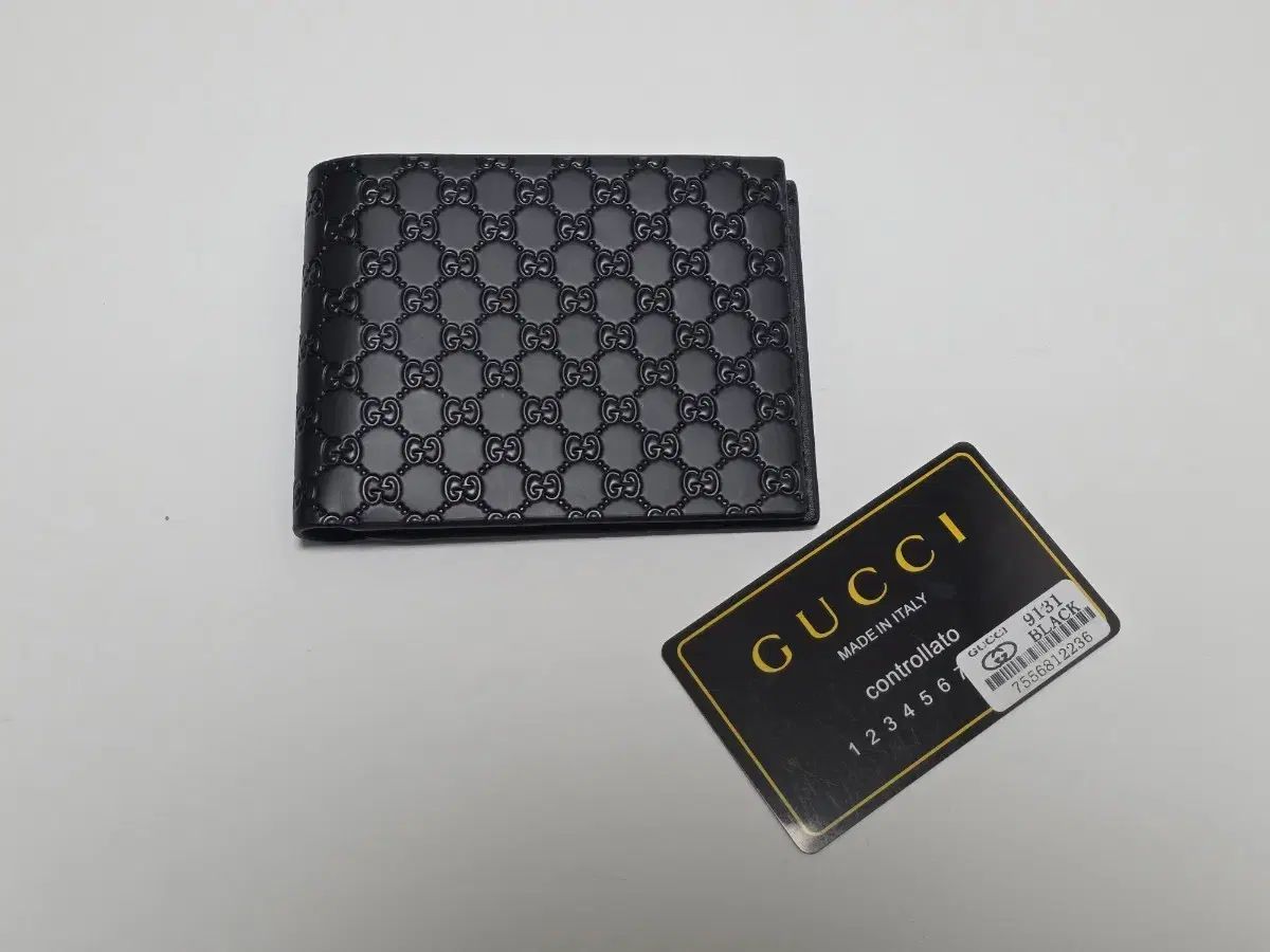 グッチ GUCCI GG マイクロシマ ブラック 二つ折り財布 - メルカリ