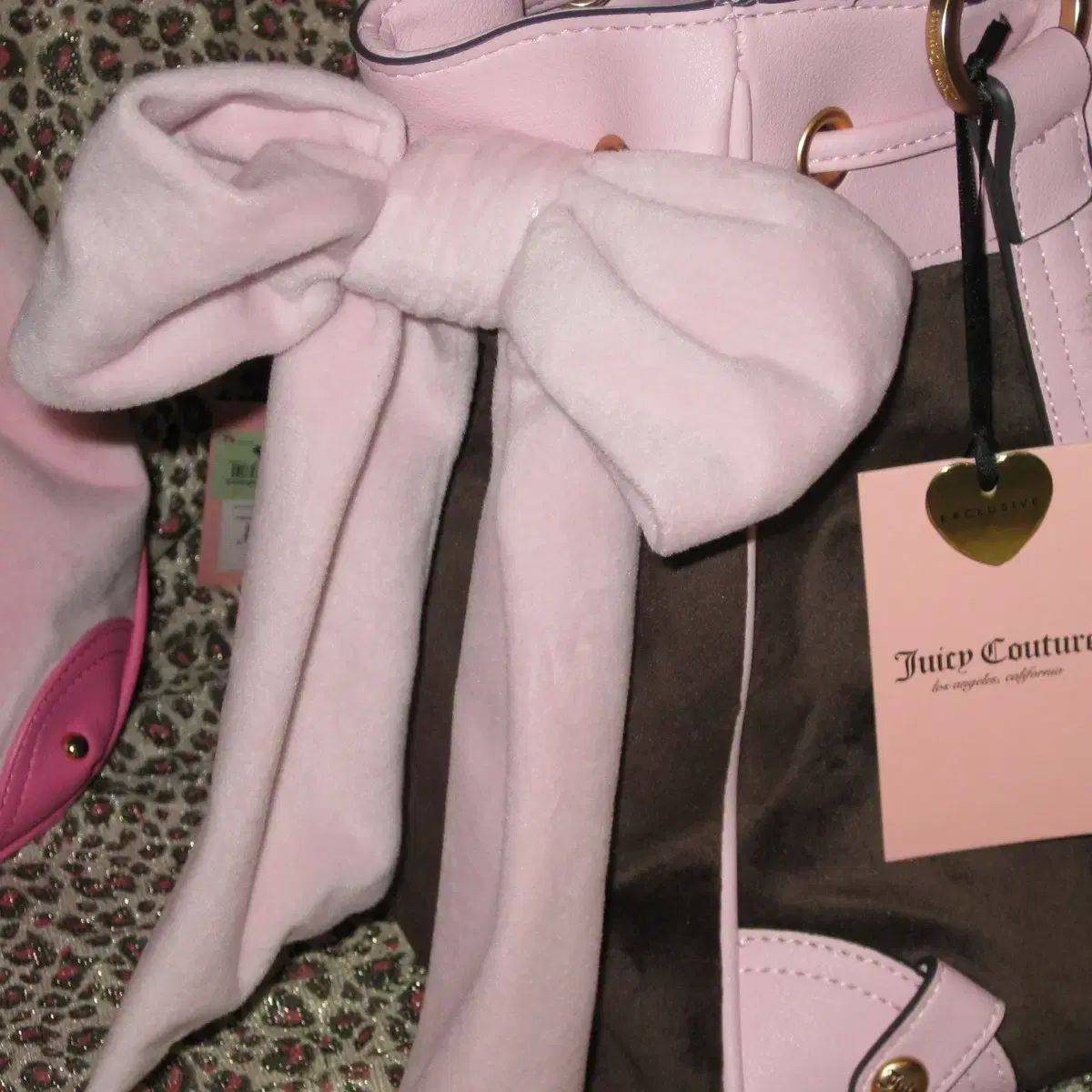 JUICY COUTURE ジューシークチュール キー チャーム サンリオラバーズ