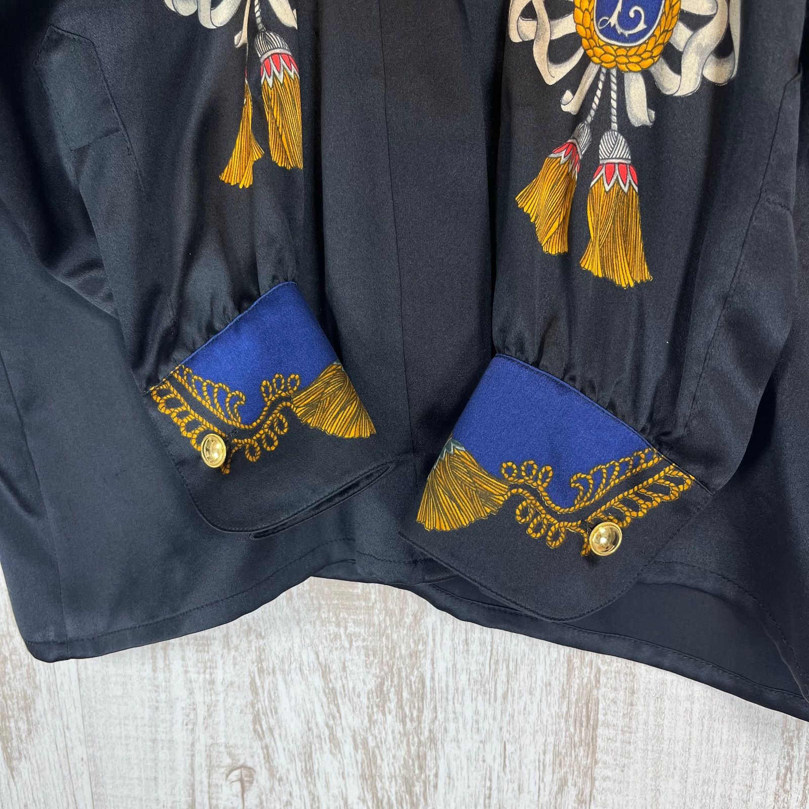 ESCADA エスカーダ ヴィンテージ 金ボタン ミリタリー シルク100% 長袖