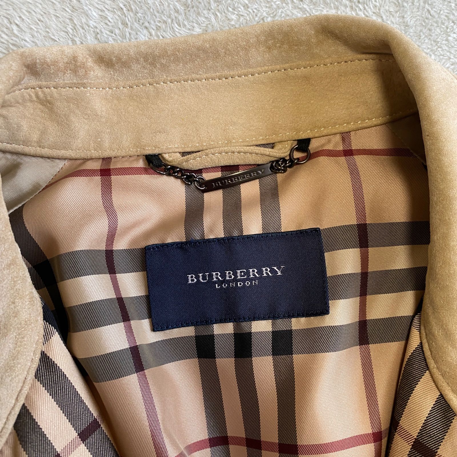 BURBERRY バーバリー レザージャケット 本革　レディース　ベージュ 希少 Burberry バーバリーレザージャケットベージュ牛革