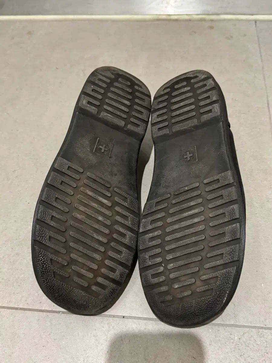 DR. MARTENS ドクターマーチン ローリー3 uk5 【公式通販】