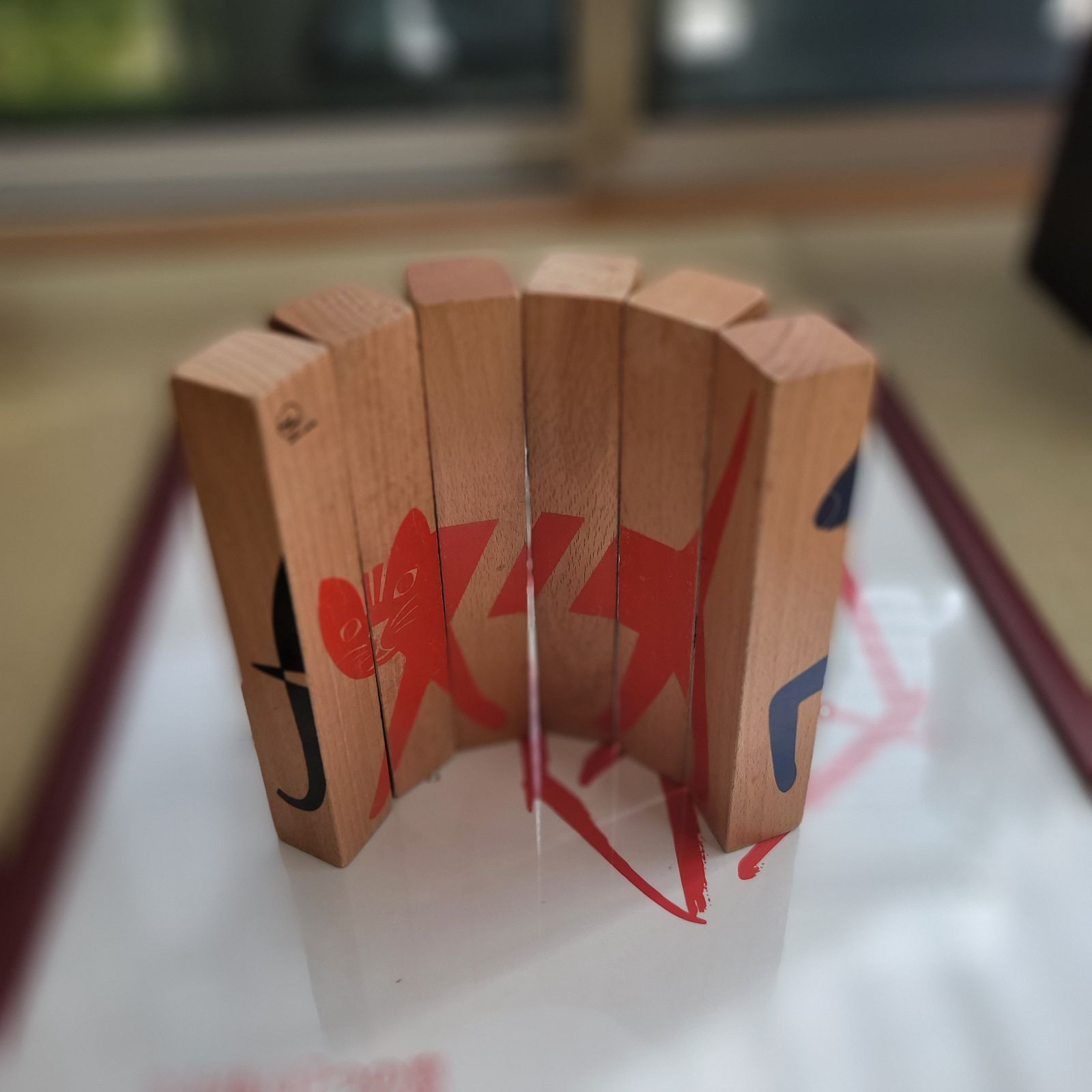 廃盤　未使用　naef Via s-l400.jpg