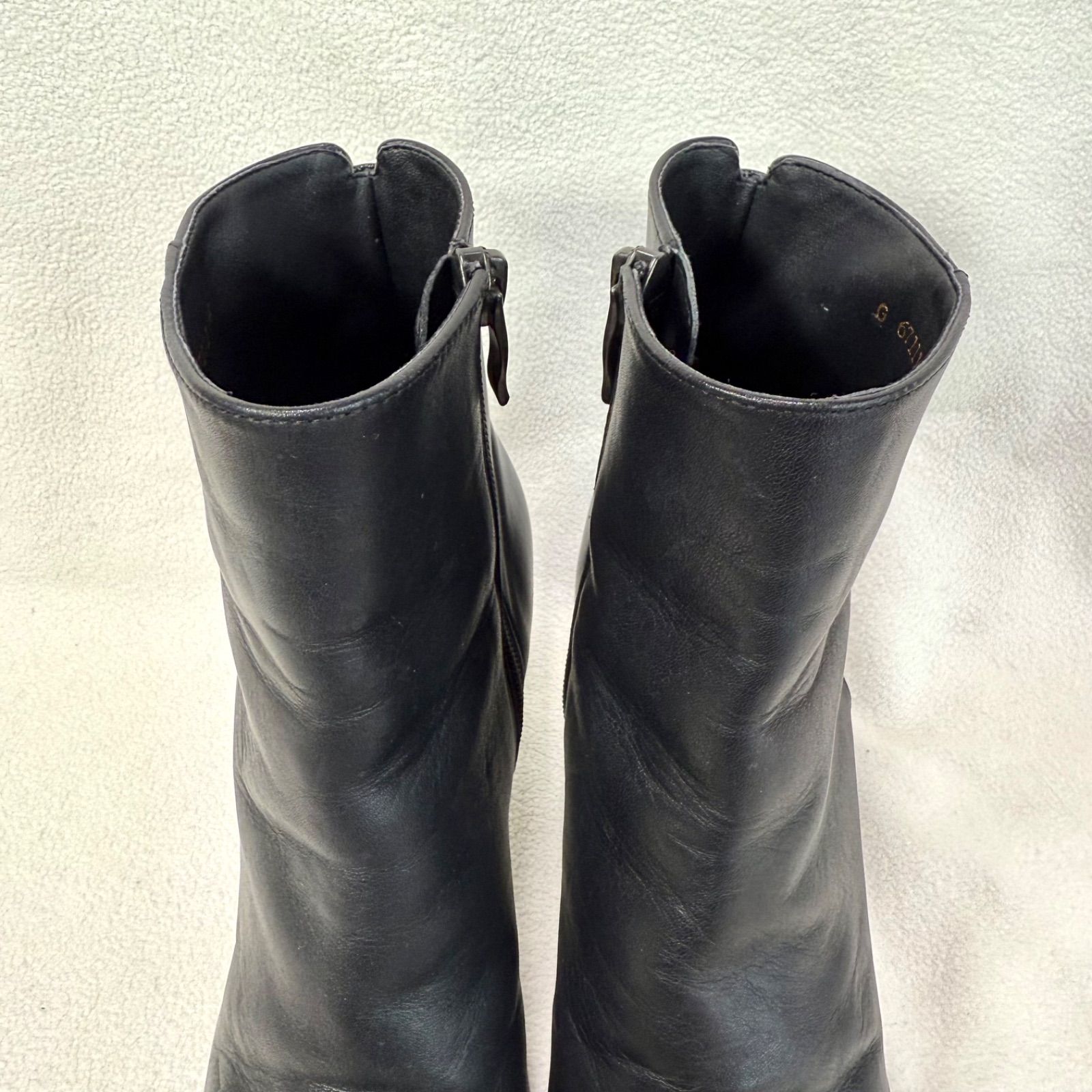 良品・サイズ24.0✨ダイアナ ポインテッドトゥ サイドジップ レザー