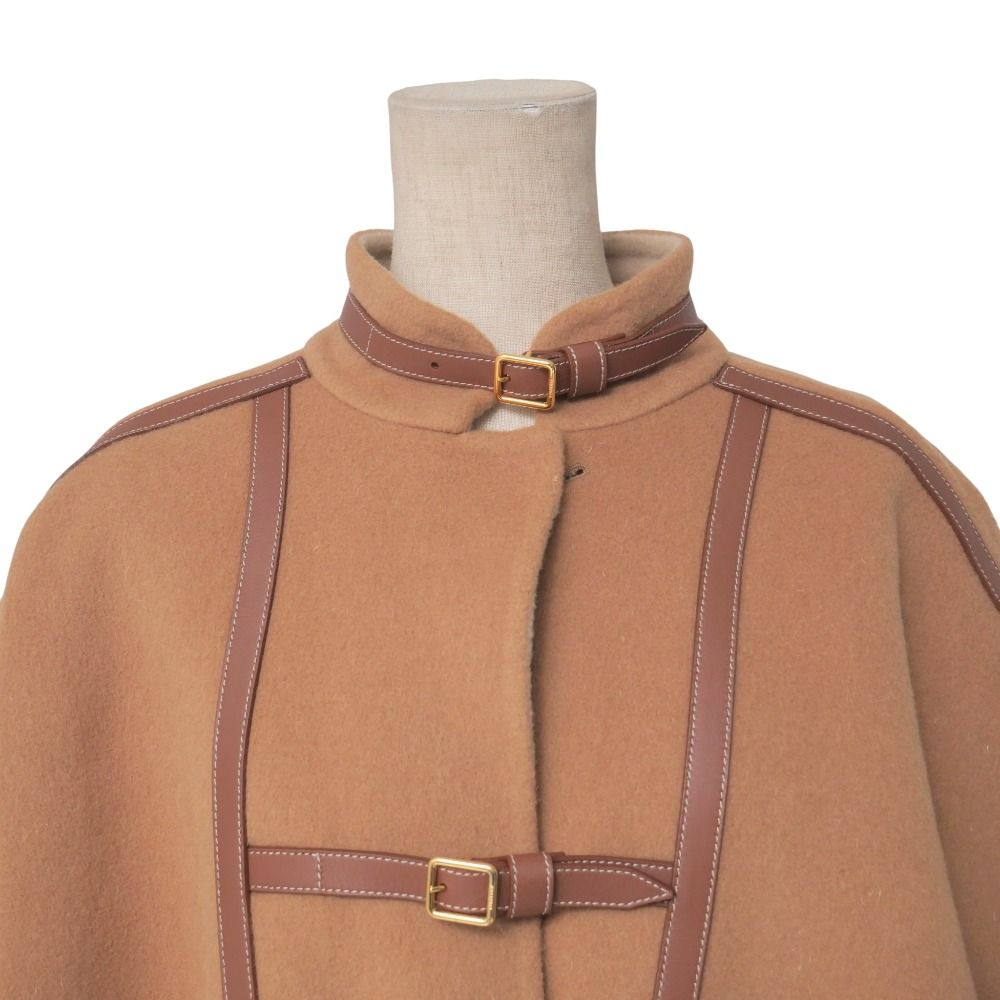バーバリー　Burberry Brit  ケープ　コート Burberry ケープコート