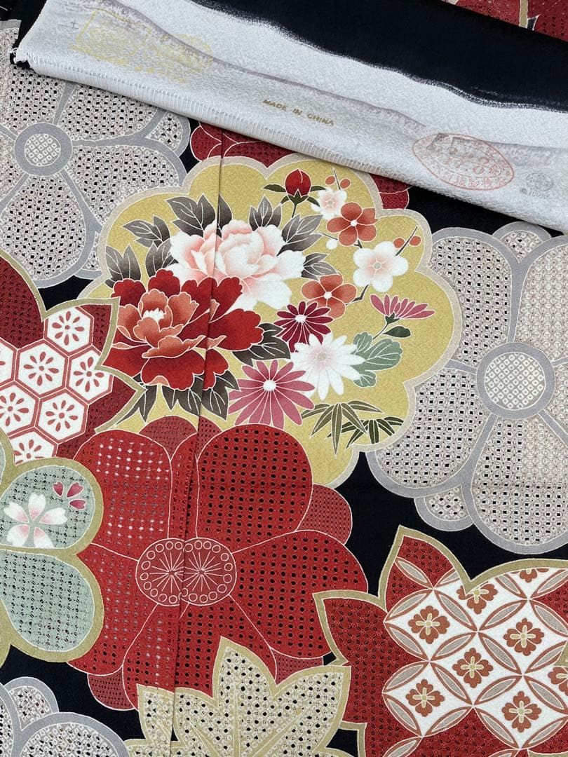 汕頭刺繍 振袖 仮絵羽 未仕立て品 松竹梅 楓 正絹 八掛付き MOK856 