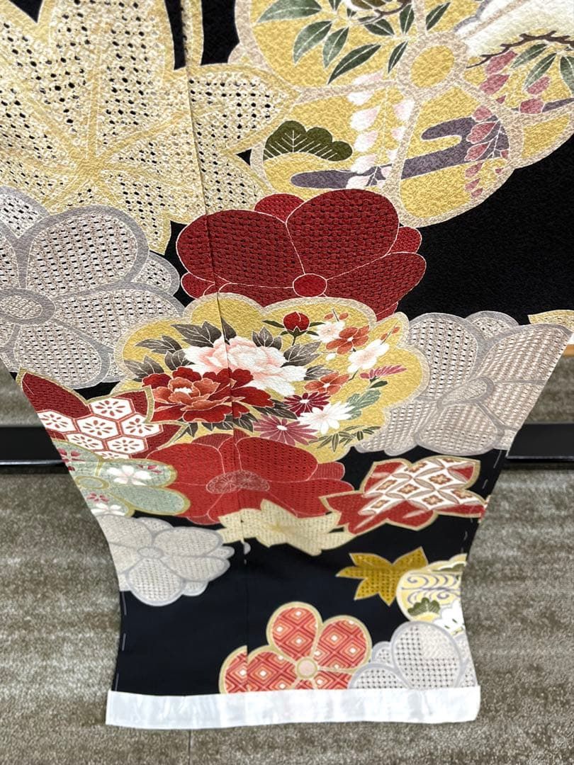 汕頭刺繍 振袖 仮絵羽 未仕立て品 松竹梅 楓 正絹 八掛付き MOK856 