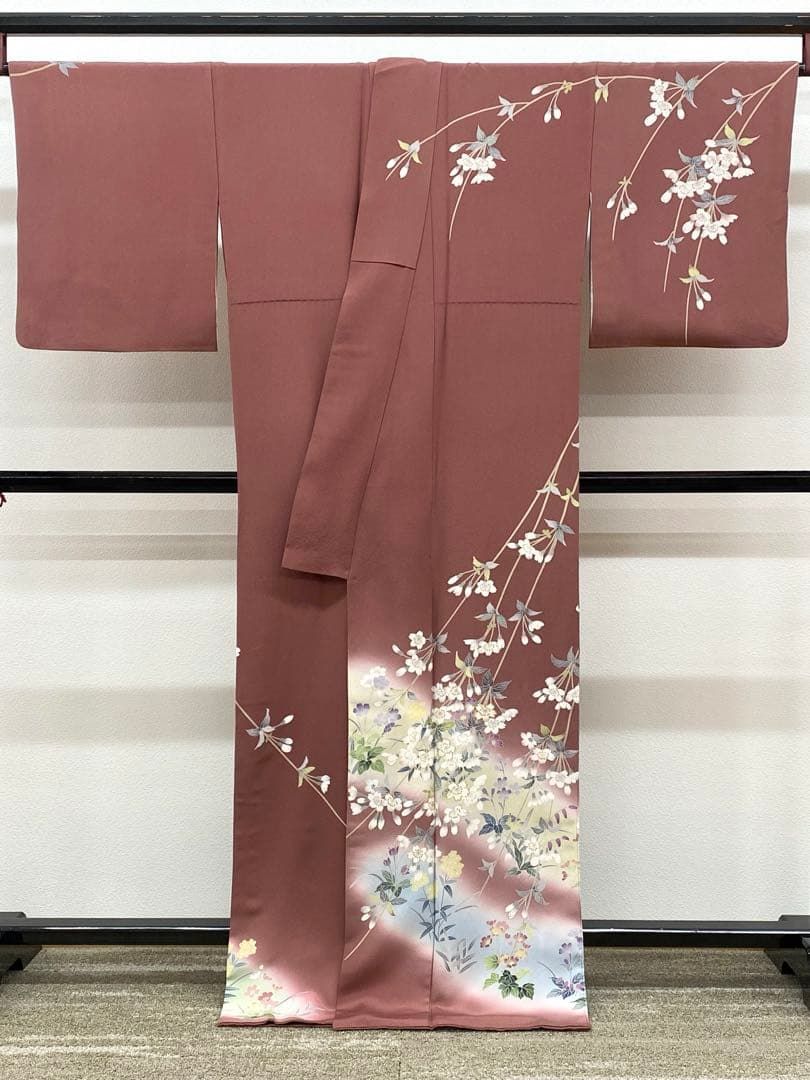訪問着 金駒 金彩 手描き 桜 花々 ガード加工済 正絹 A154 - メルカリ
