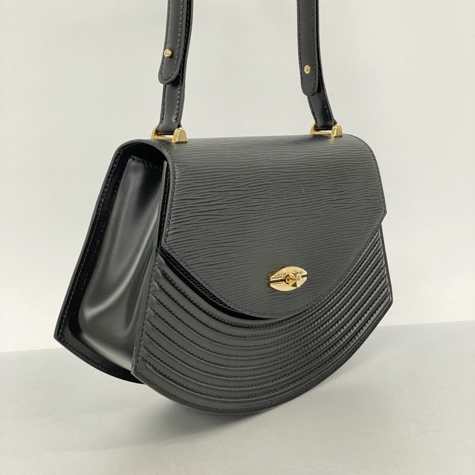 美品 ルイヴィトン エピ ティルシット ボディバッグ ショルダーバッグ ルイ・ヴィトン(Louis Vuitton) ルイ・ヴィトン ショルダーバッグ エピ