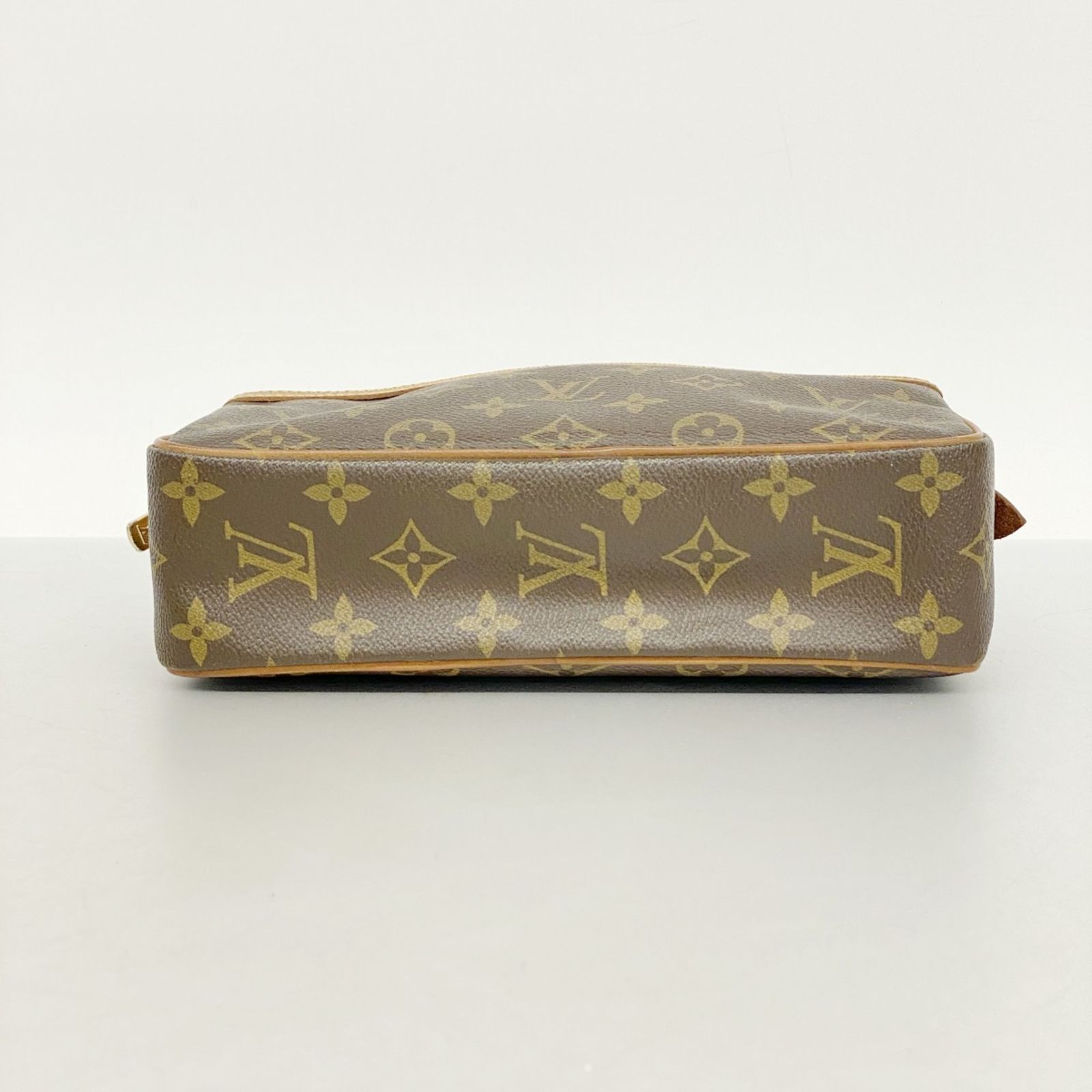 Louis Vuitton ルイヴィトン クラッチバッグ コンピエーニュ23 LOUIS VUITTON（ルイ・ヴィトン） コンピエーニュ23 ブランドオフ