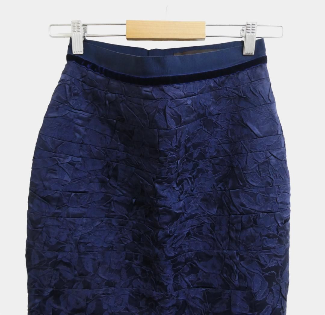 ルイ ヴィトン LOUIS VUITTON シルク レース スカート 38 美品 LOUIS VUITTON ルイヴィトン サイズ38 膝丈 タイトスカート