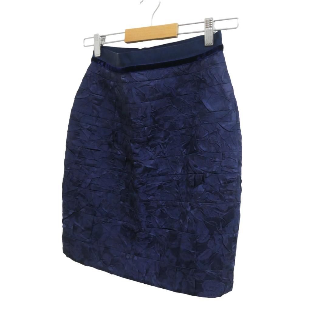 美品 LOUIS VUITTON ルイヴィトン サイズ38 膝丈 タイトスカート