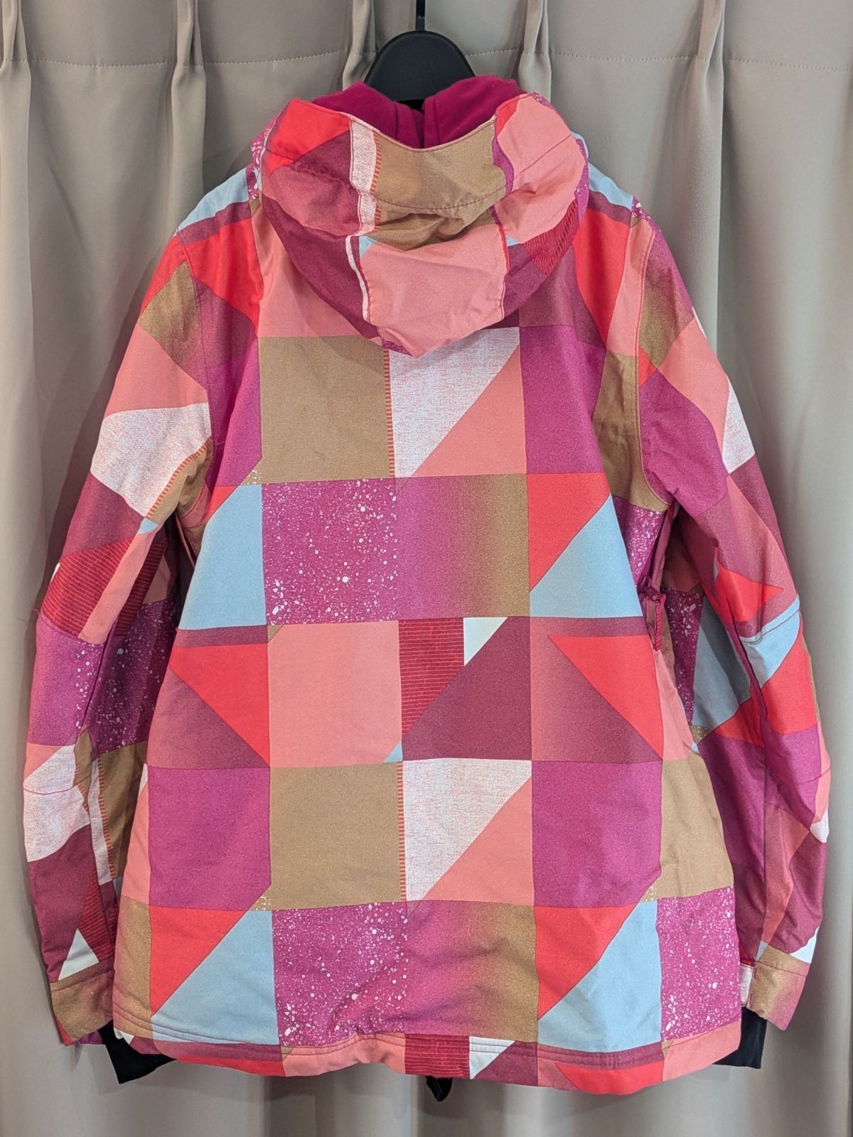 オニール レディース スノーボードウェア ジャケット スノーボード ピンク L Amazon | バートン（BURTON） スノーボードウェア ジャケット