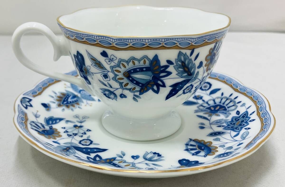 NARUMI ナルミ 食器 カップ&ソーサー&小皿 2点セット - メルカリ