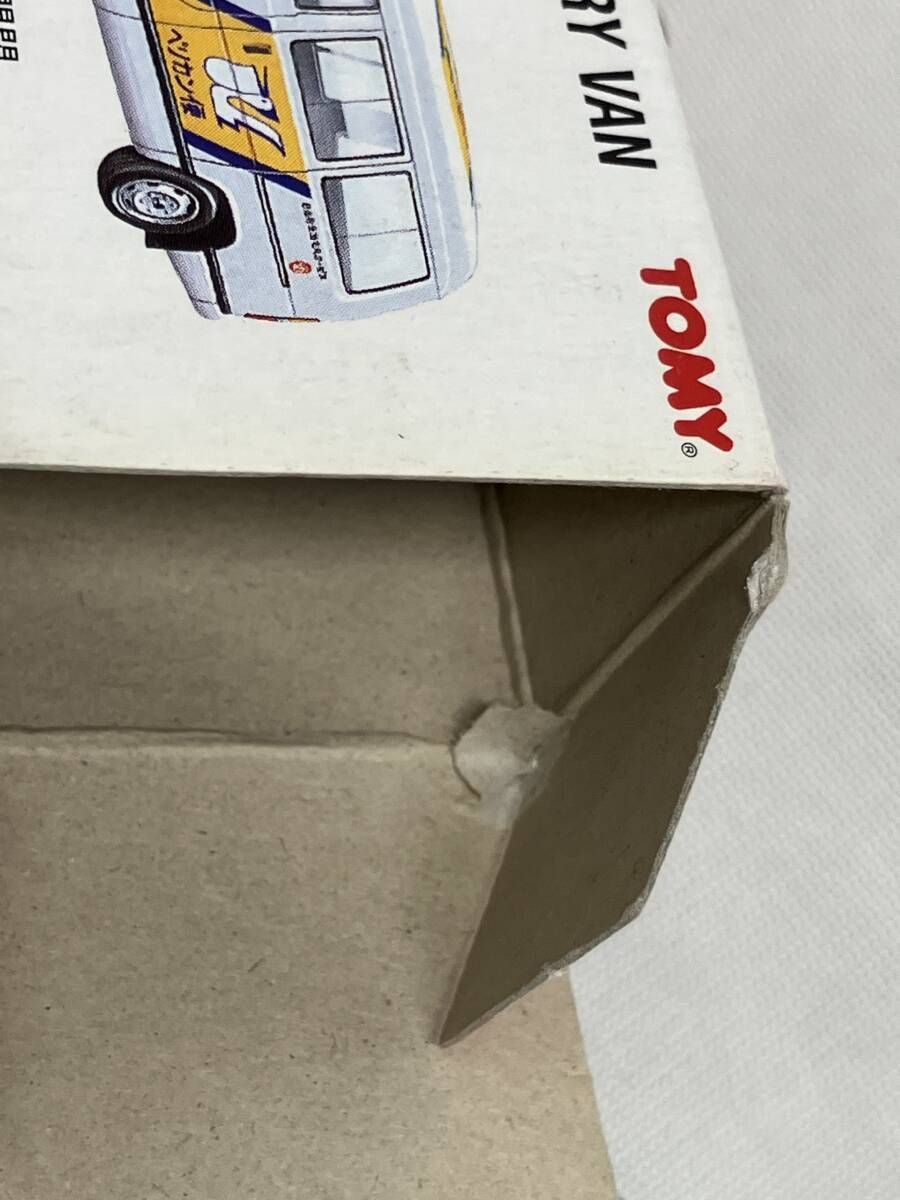 外箱破れ有】 トミカ No.3 ハイエース 宅配便 赤箱 ロゴ赤字 中国製