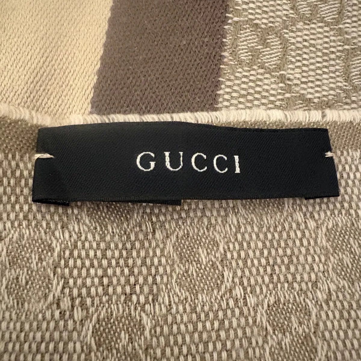 美品！！【グッチ　GG柄　ライン　ストール】 GUCCI(グッチ) GG柄 シェリーライン ストール ウール/シルク混 - メルカリ