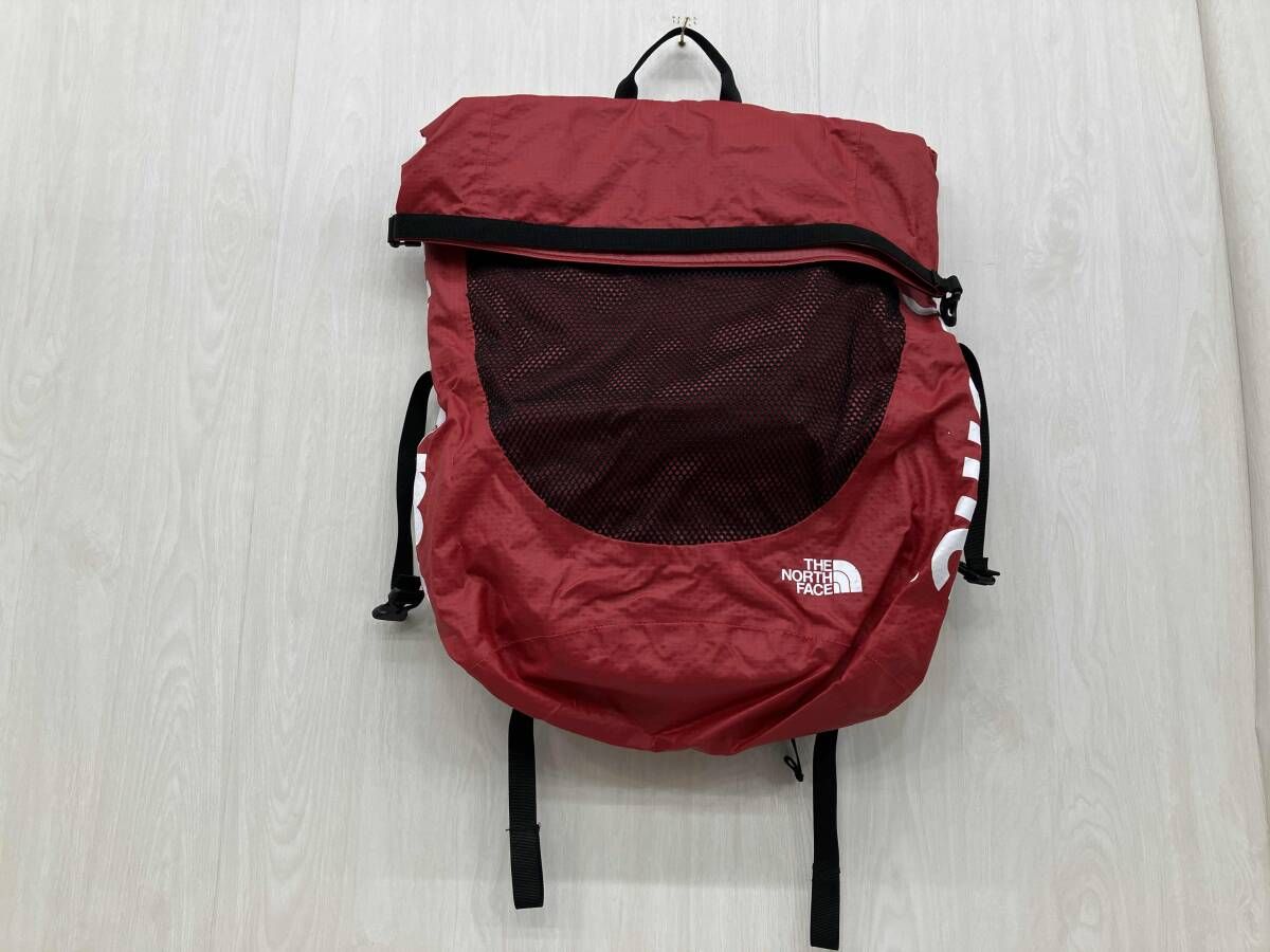 THE NORTH FACE ザック レッド Supreme x The North Face Summer Bags