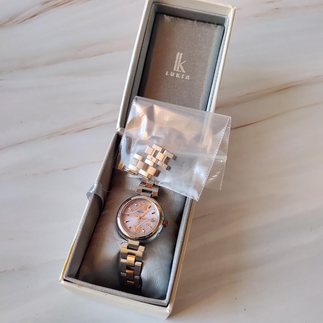 稼働美品 セイコールキア ピンク文字盤 レディース腕時計 1B22-0AP0 稼働品】セイコー ルキア 1B22-0AC0 電波ソーラー レディース 腕時計