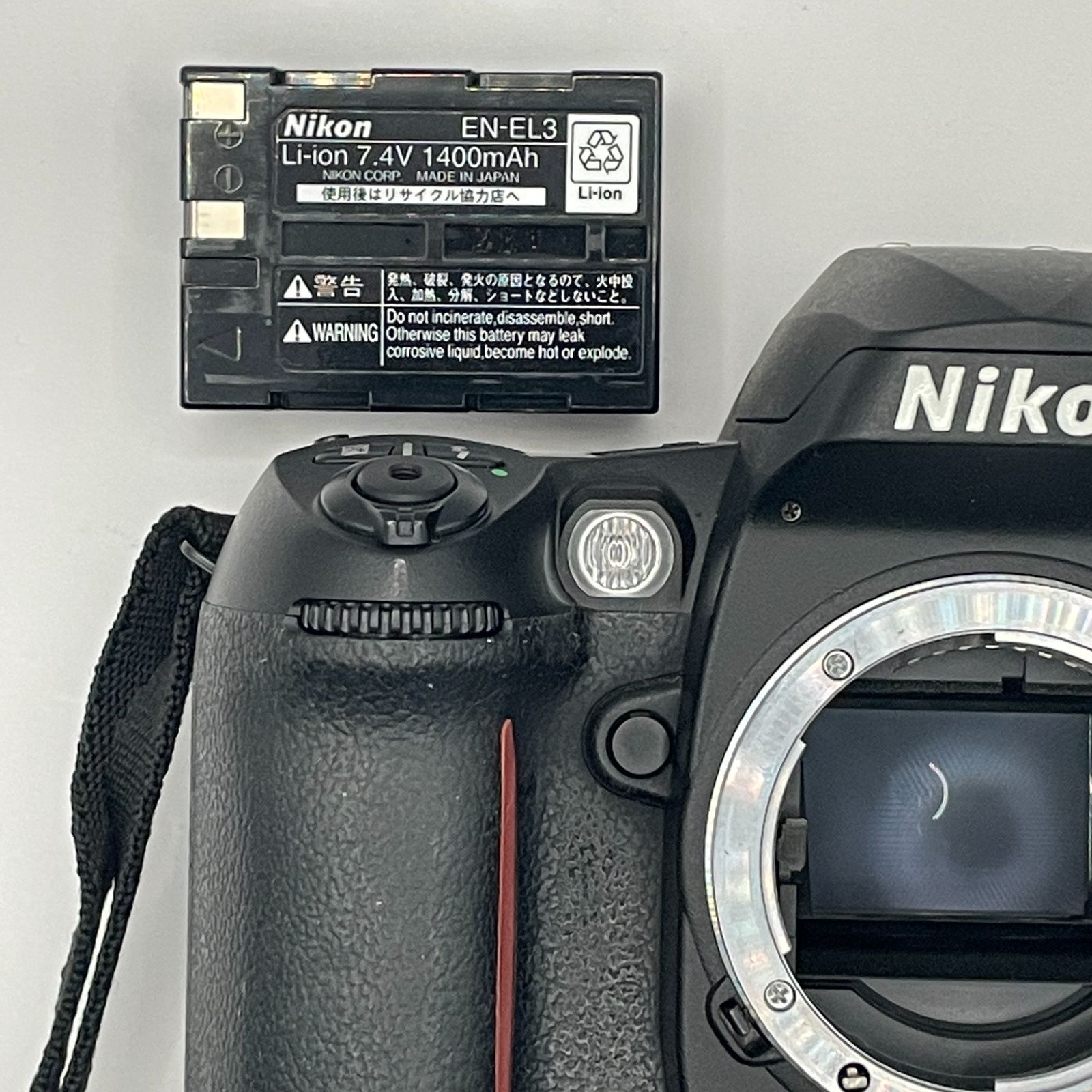 再値下げ！Nikon D40X ボディと充電器ストラップ 【公式通販】